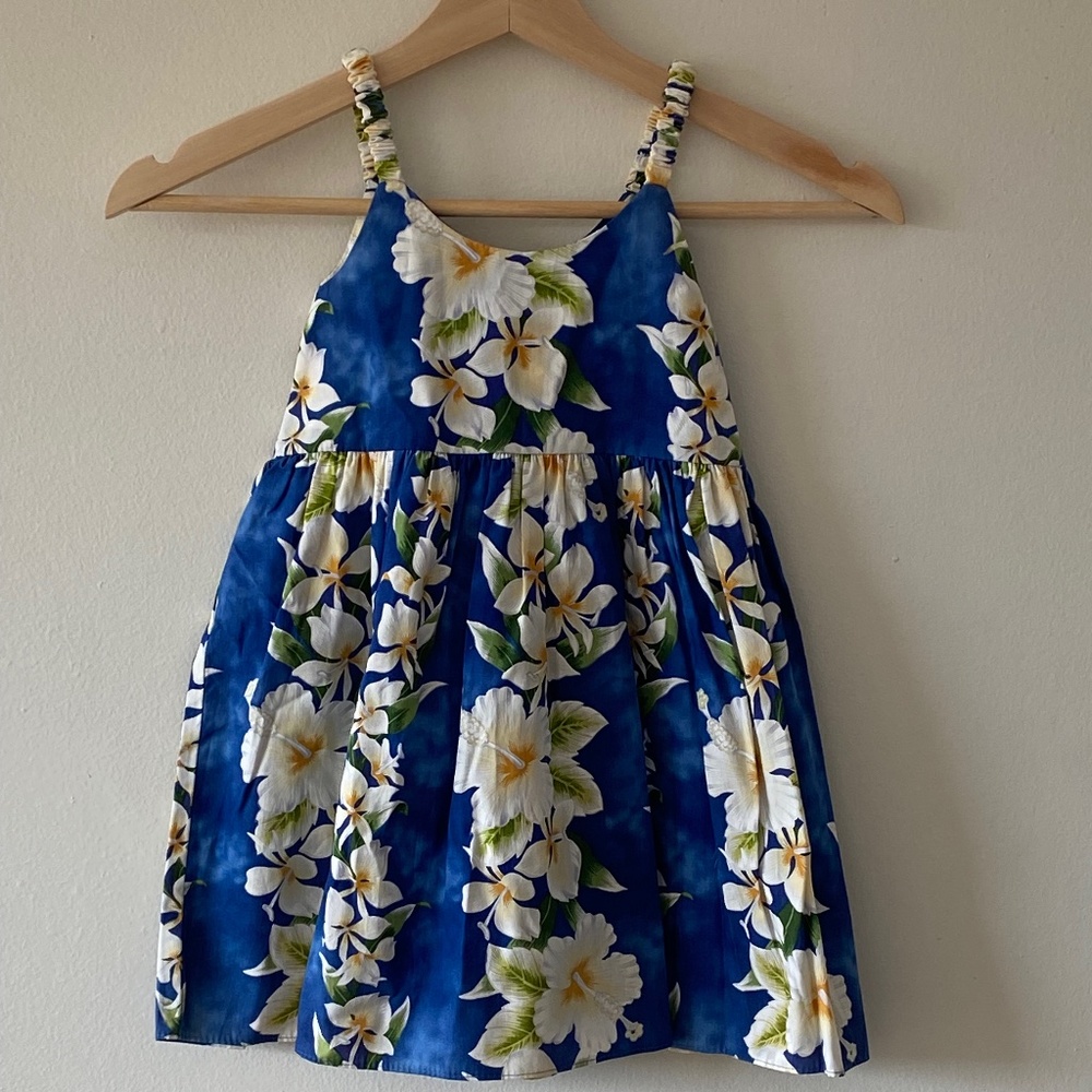 Royal Hawaiian Creations Adorable Children’s Dress, Size XL, Excellent Condition